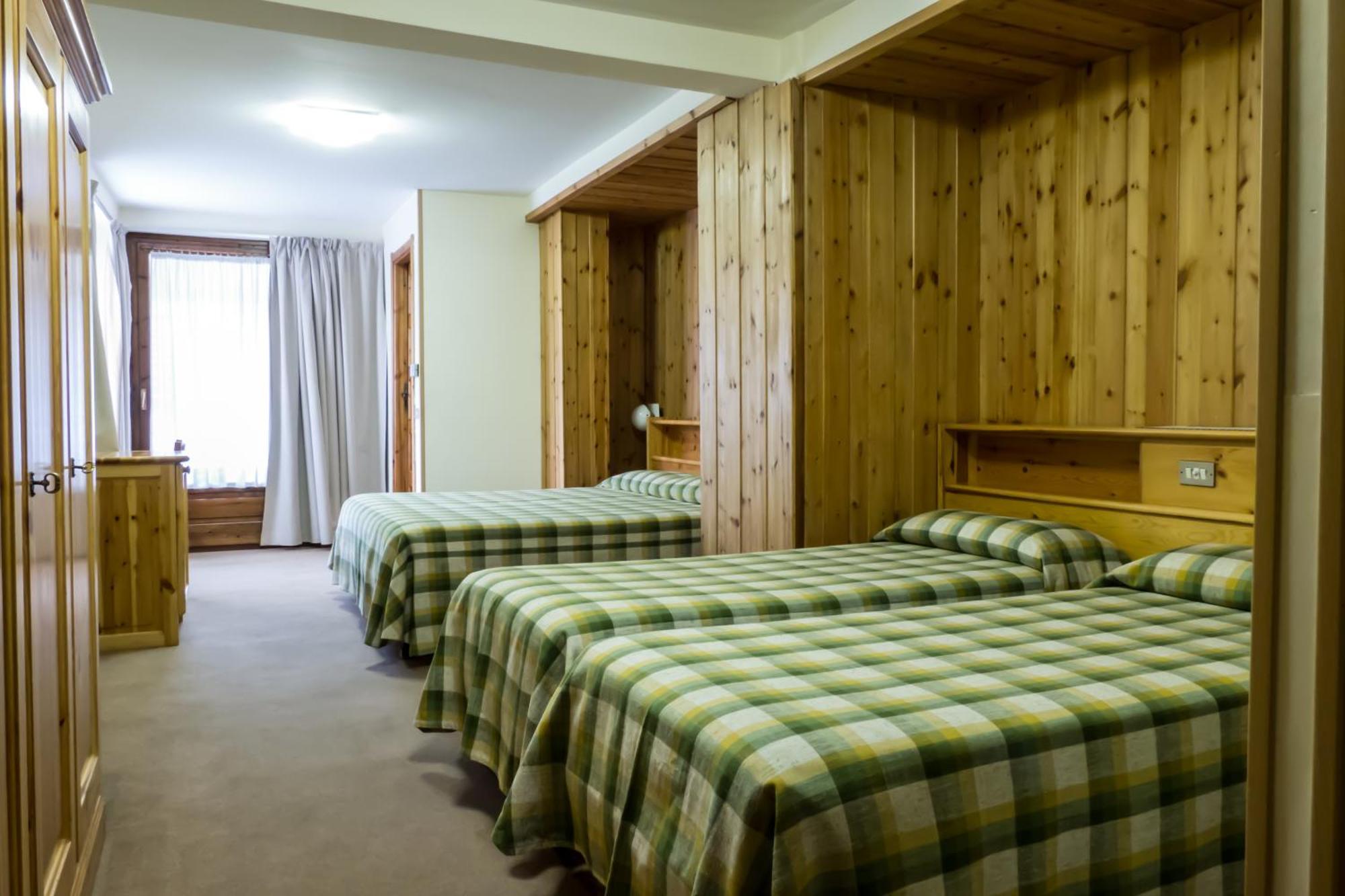 Hotel Valdotain Villeneuve Ngoại thất bức ảnh