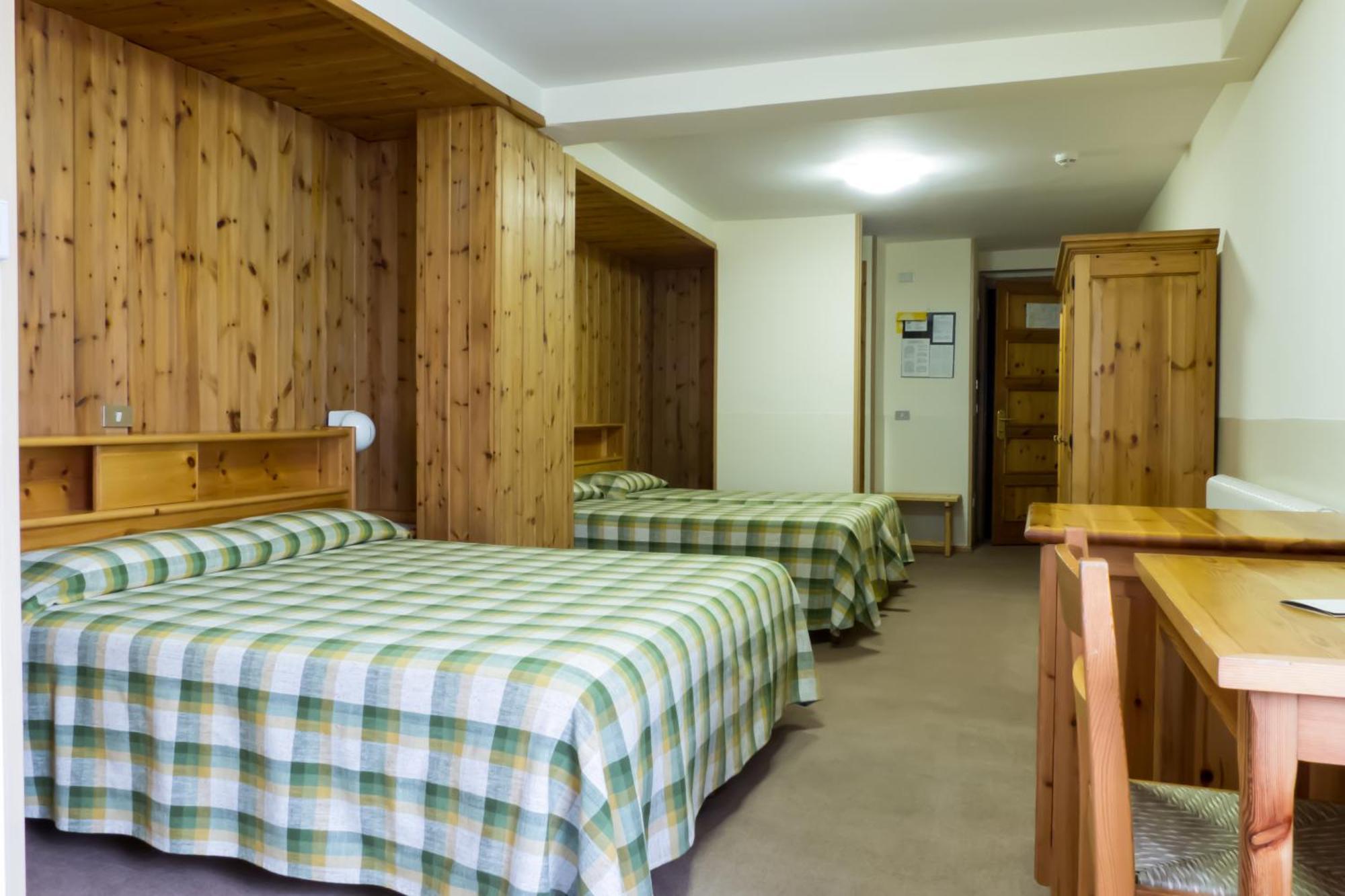 Hotel Valdotain Villeneuve Ngoại thất bức ảnh