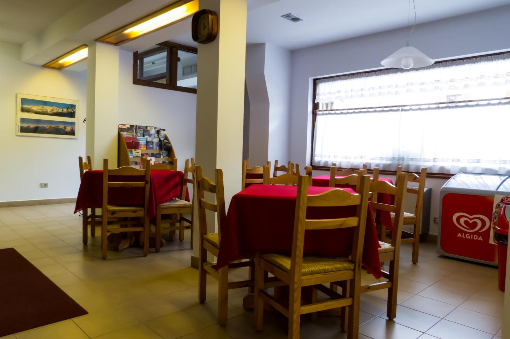 Hotel Valdotain Villeneuve Ngoại thất bức ảnh