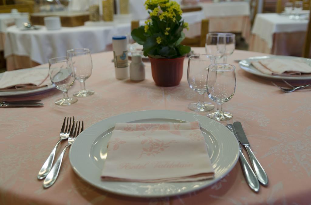 Hotel Valdotain Villeneuve Ngoại thất bức ảnh