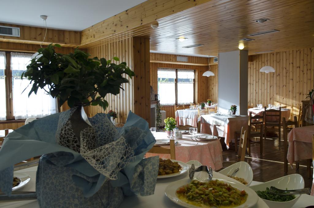 Hotel Valdotain Villeneuve Ngoại thất bức ảnh
