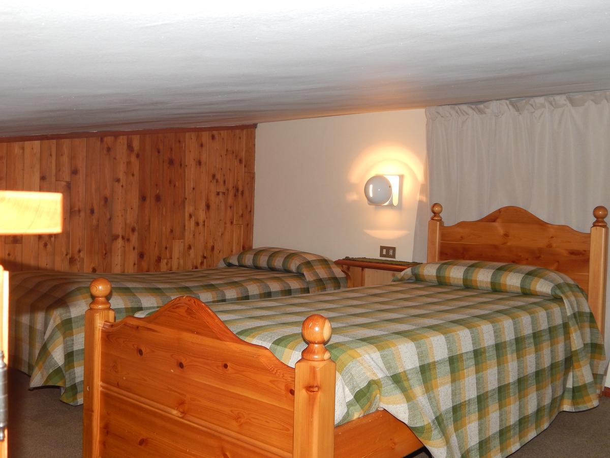 Hotel Valdotain Villeneuve Ngoại thất bức ảnh