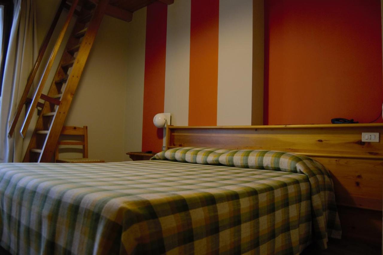 Hotel Valdotain Villeneuve Ngoại thất bức ảnh