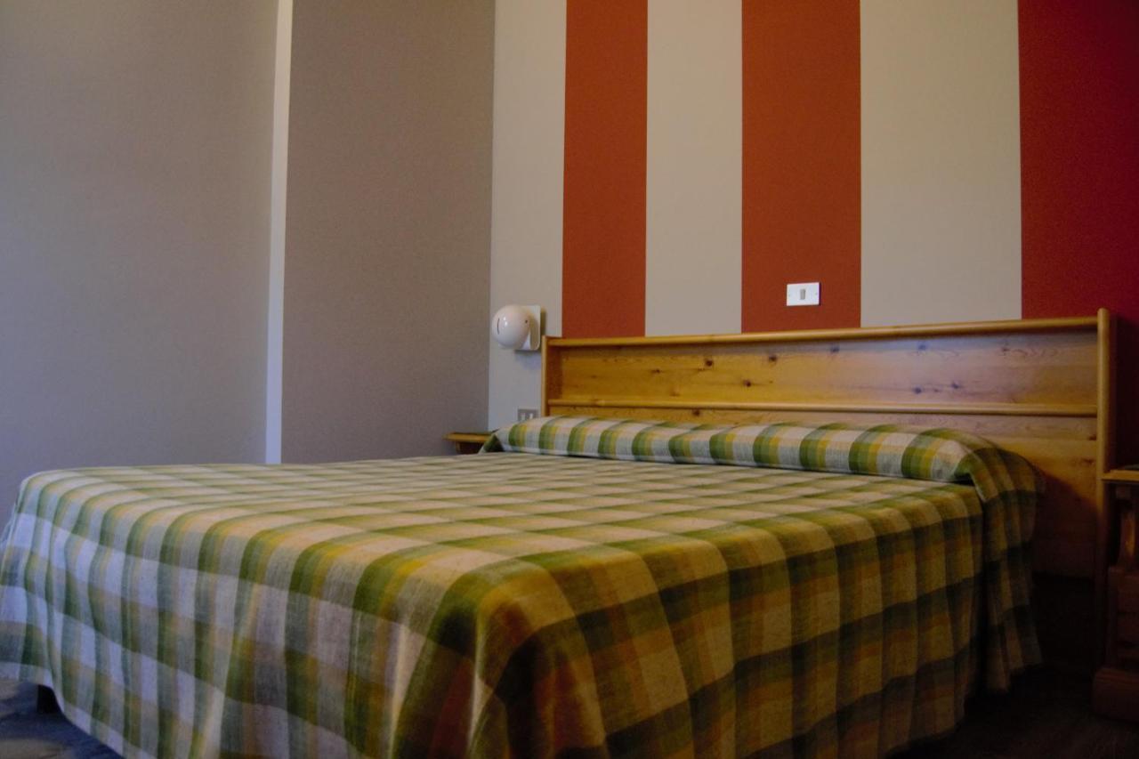 Hotel Valdotain Villeneuve Ngoại thất bức ảnh
